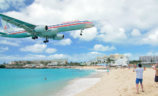 Plane landing on St.Maarten